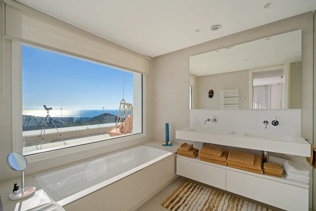 3-bedroom penthouse in Palo Alto with private pool and gated community — image 30