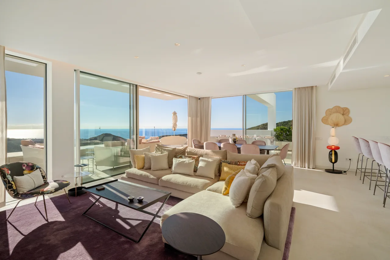 3-bedroom penthouse in Palo Alto with private pool and gated community — image 42