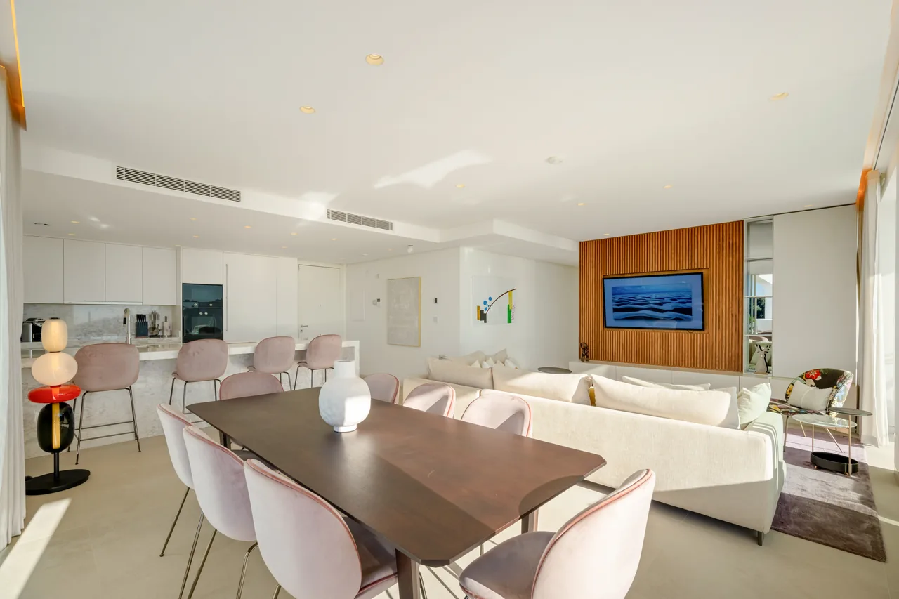 3-bedroom penthouse in Palo Alto with private pool and gated community — image 46