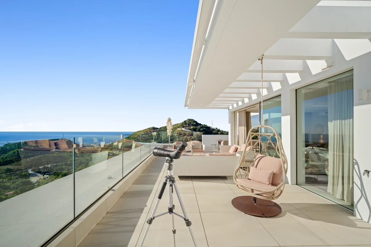 3-bedroom penthouse in Palo Alto with private pool and gated community — image 48