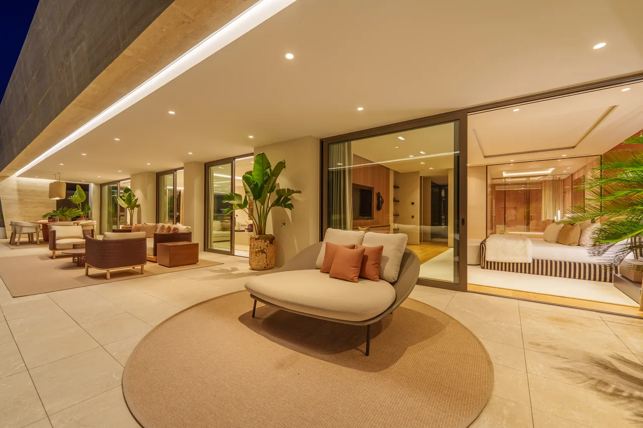 4-bedroom duplex apartment in Epic Marbella with private pool and private garden — image 10
