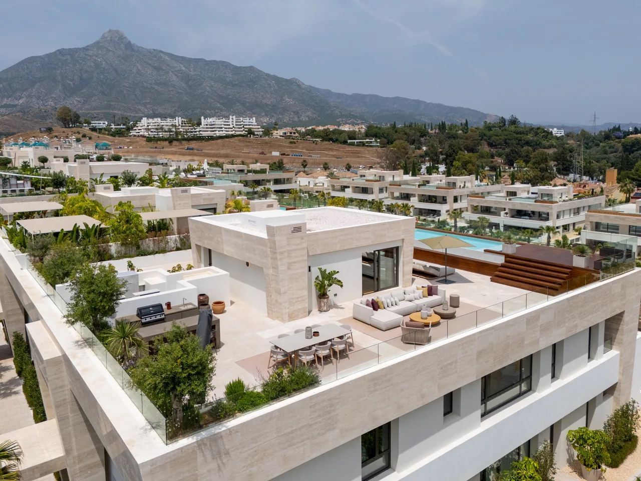 4-bedroom duplex apartment in Epic Marbella with private pool and private garden — image 15