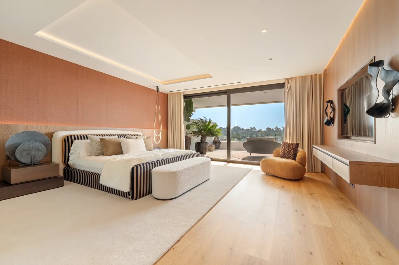 4-bedroom duplex apartment in Epic Marbella with private pool and private garden — image 31