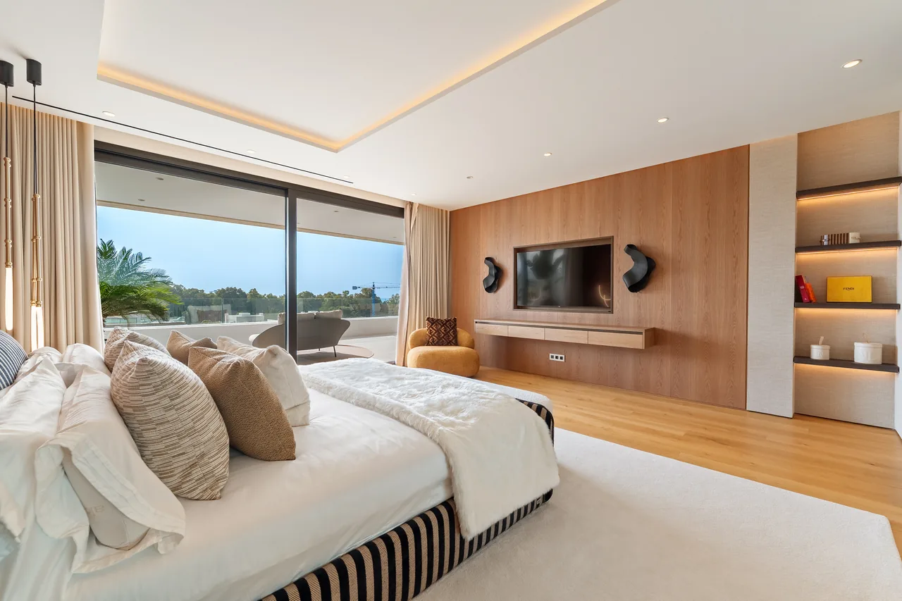 4-bedroom duplex apartment in Epic Marbella with private pool and private garden — image 36