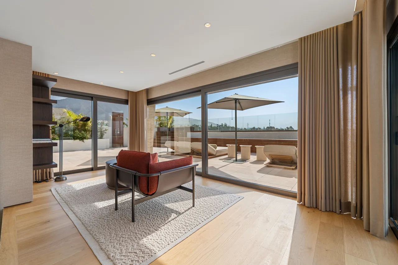 4-bedroom duplex apartment in Epic Marbella with private pool and private garden — image 45