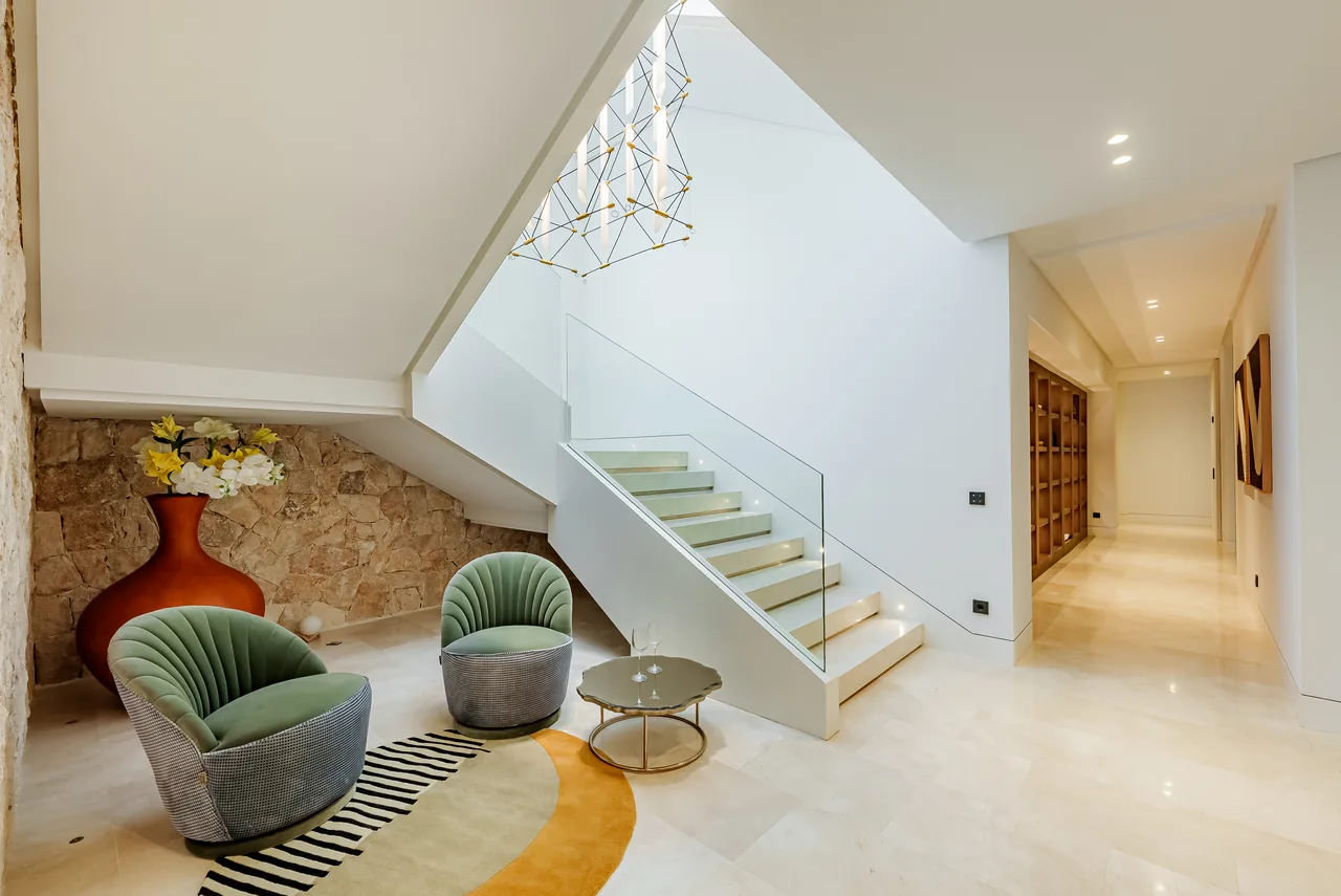 8-bedroom villa in La Quinta with private pool and private garden — image 40