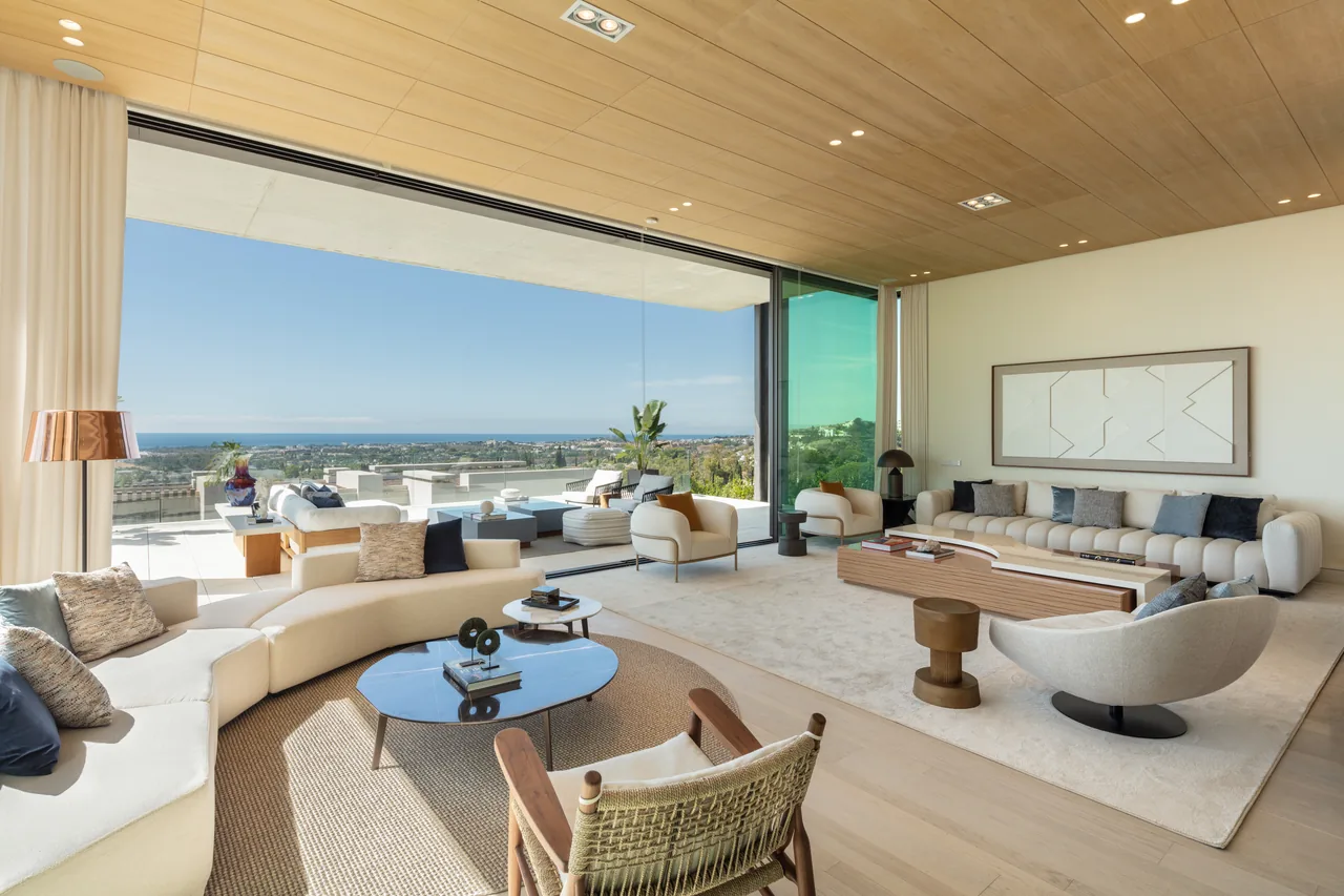 7-bedroom villa in La Quinta with private pool and private garden — image 20