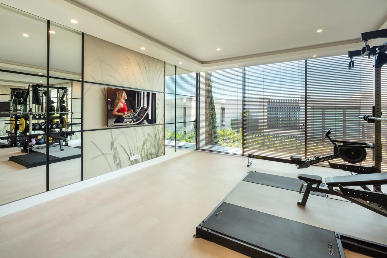 7-bedroom villa in La Quinta with private pool and private garden — image 28