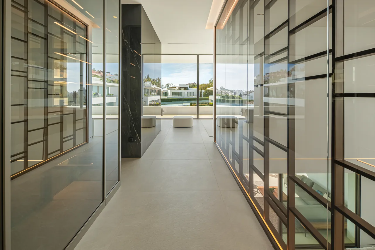 3-bedroom property in Marbella Golden Mile with private pool and private garden — image 25