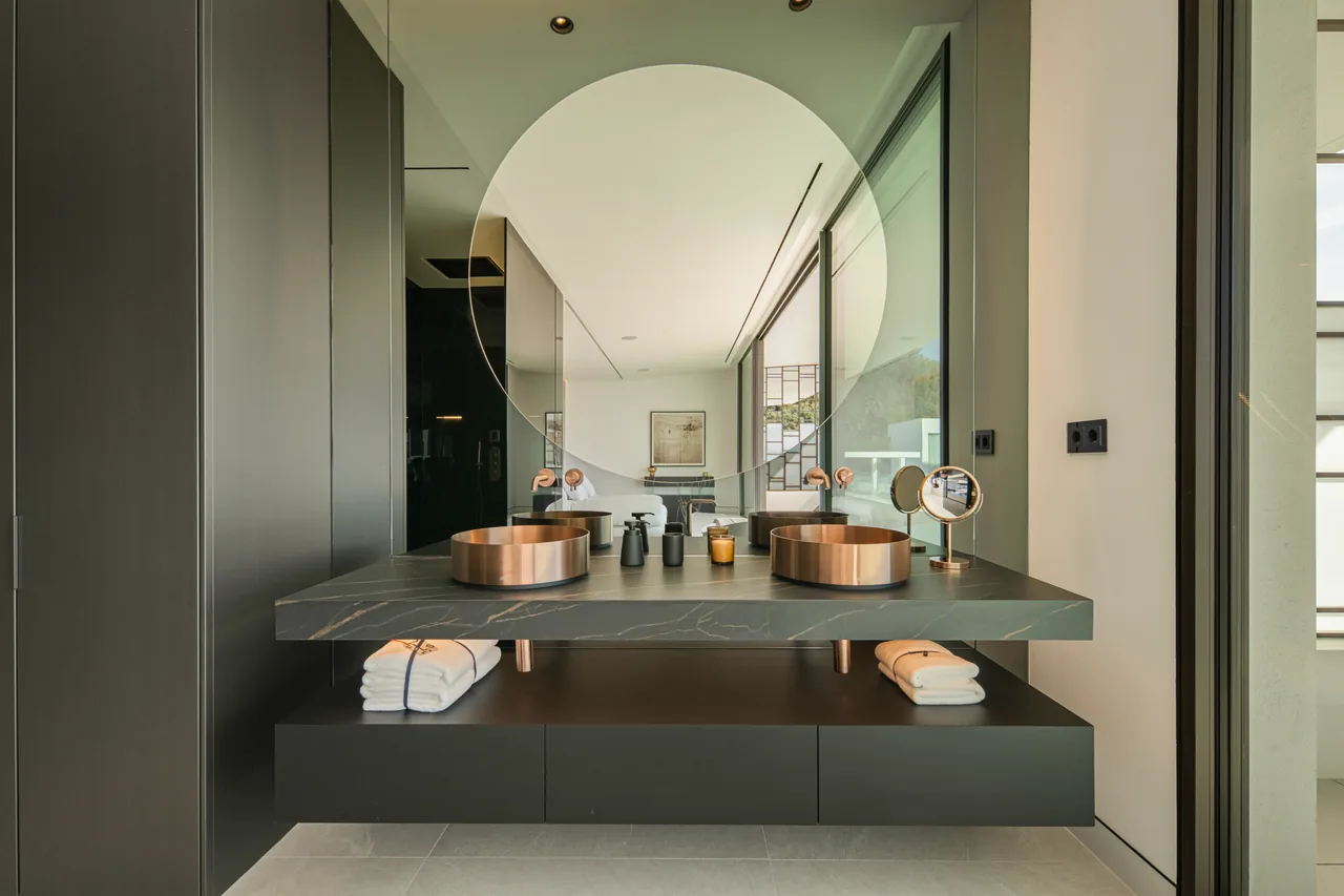 3-bedroom property in Marbella Golden Mile with private pool and private garden — image 30