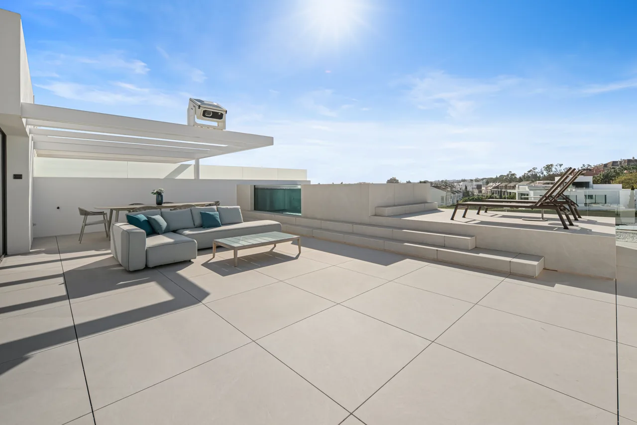 3-bedroom property in Marbella Golden Mile with private pool and private garden — image 38