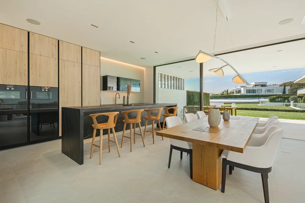 3-bedroom property in Marbella Golden Mile with private pool and private garden — image 49