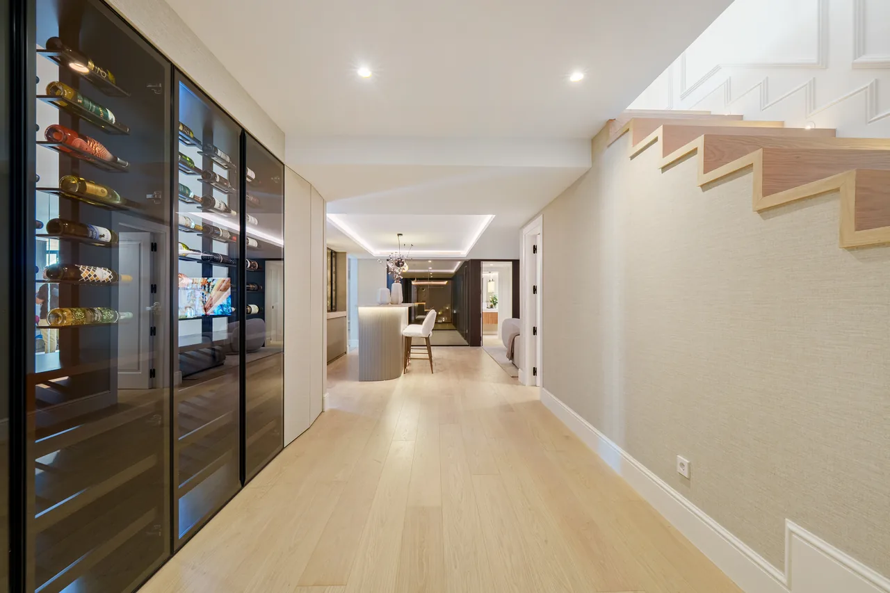 5-bedroom villa in La Quinta with private pool and private garden — image 39