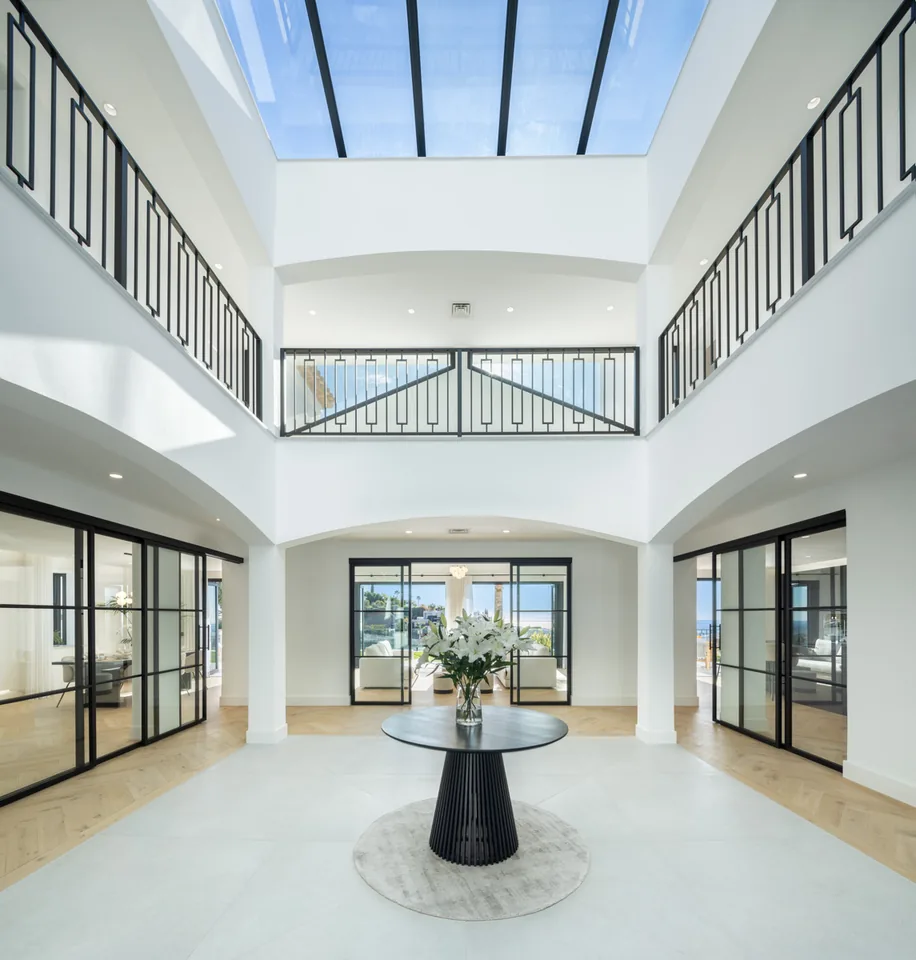5-bedroom villa in La Quinta with private pool and private garden — image 25