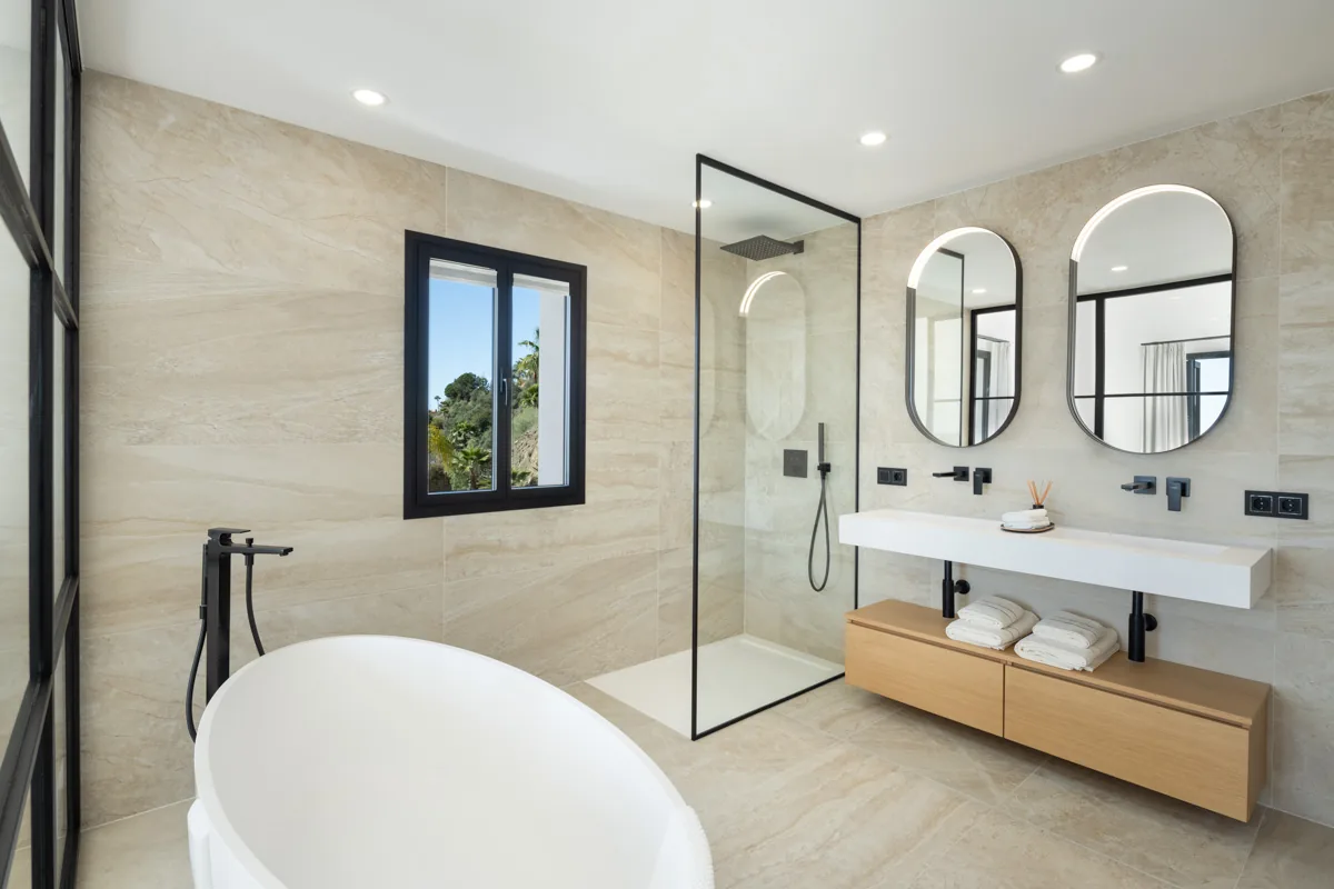 5-bedroom villa in La Quinta with private pool and private garden — image 34