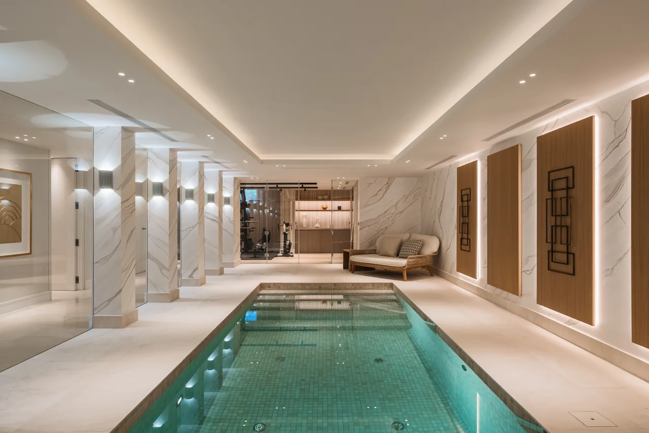 8-bedroom villa in El Herrojo with private pool and private garden — image 25