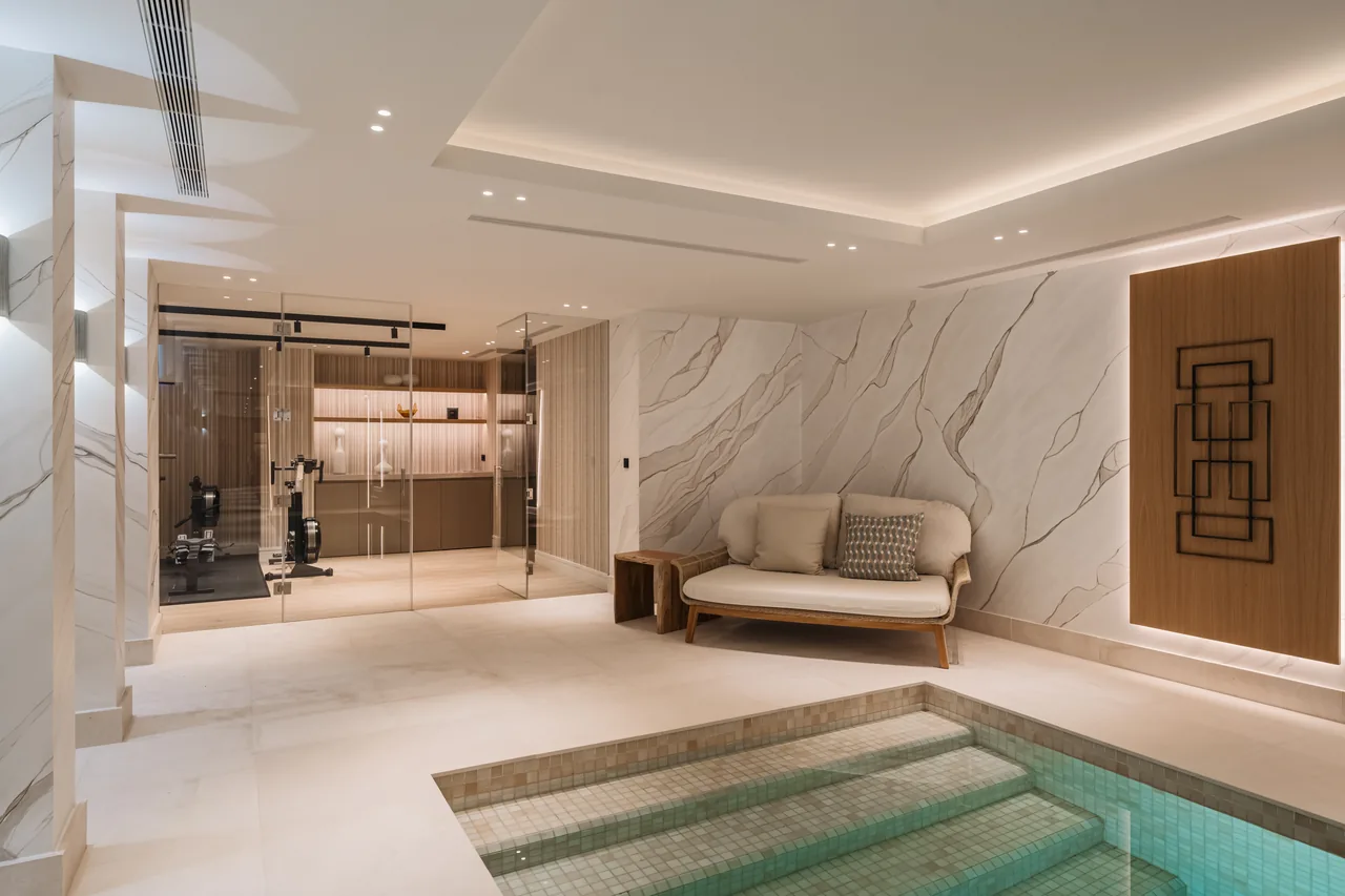 8-bedroom villa in El Herrojo with private pool and private garden — image 26