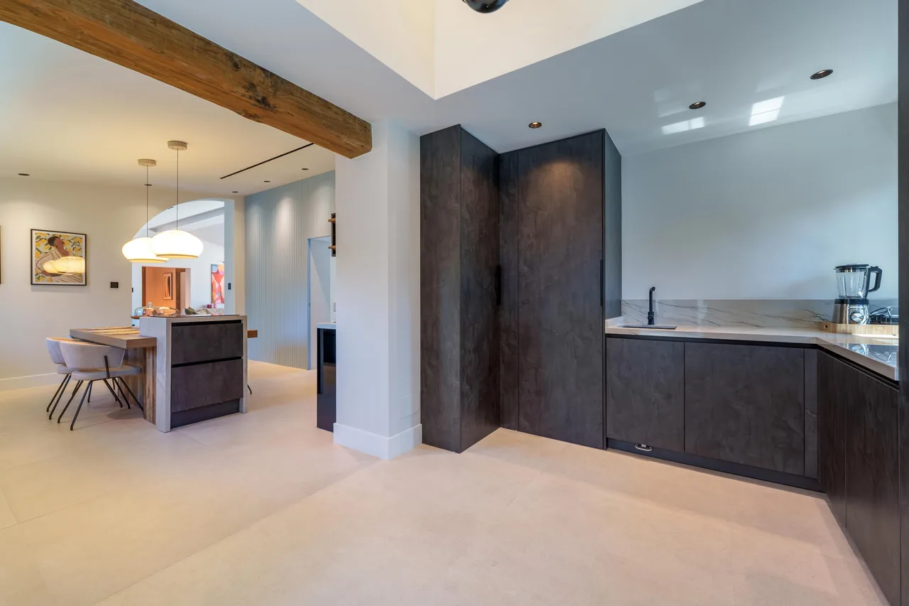 5-bedroom villa near Puerto Banús with private pool and private garden — image 37