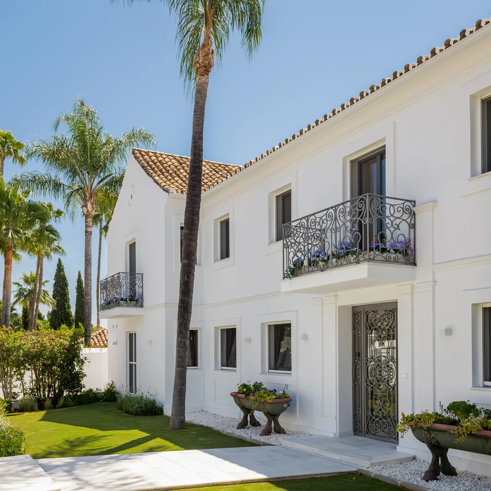 6-bedroom villa in La Cerquilla with private pool and private garden — image 26