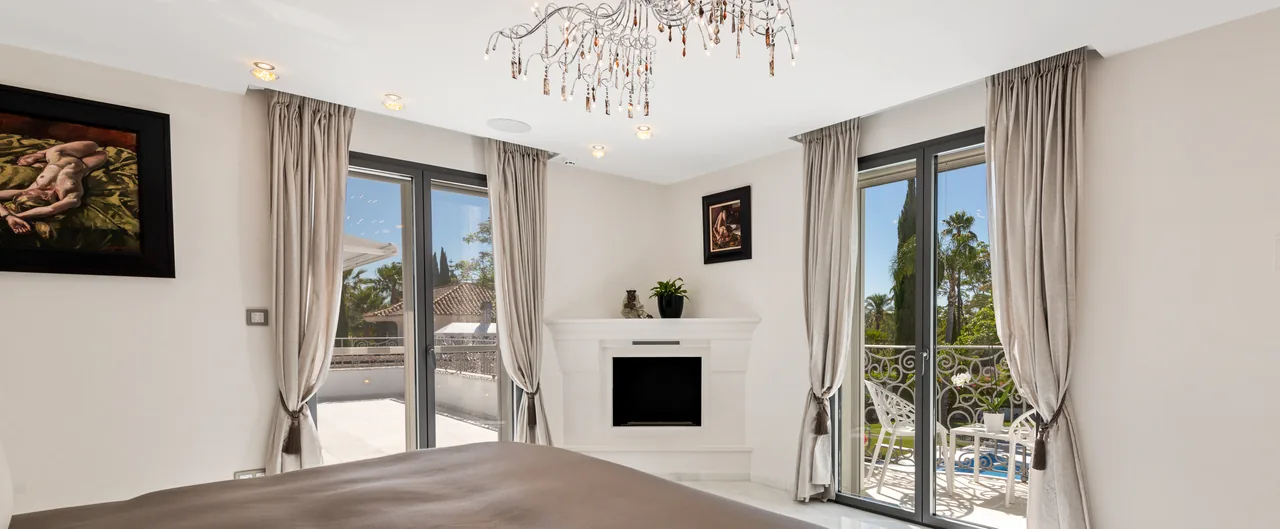 6-bedroom villa in La Cerquilla with private pool and private garden — image 54