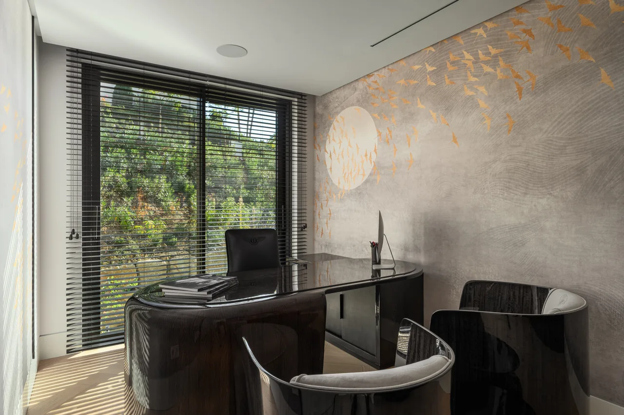 5-bedroom villa in Marbella Hill Club with private pool and private garden — image 19