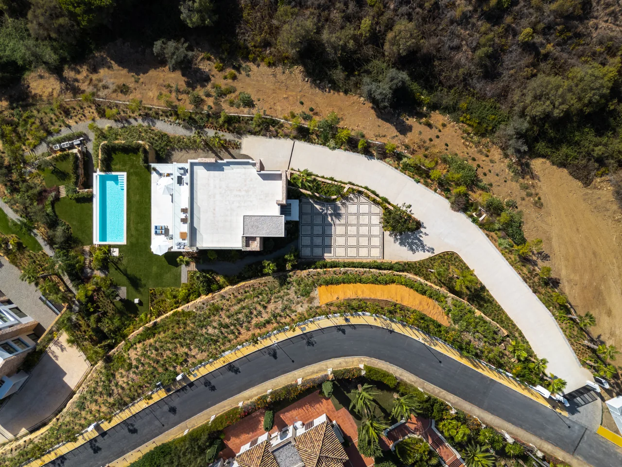 5-bedroom villa in Marbella Hill Club with private pool and private garden — image 35