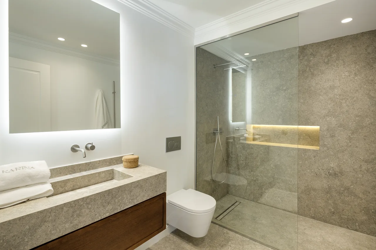 5-bedroom villa in Nueva Andalucia with private pool and private garden — image 20