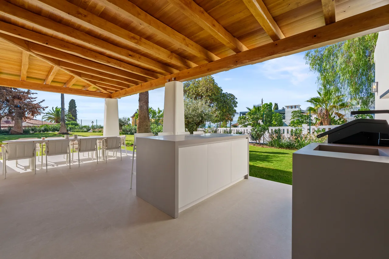 5-bedroom villa in El Rosario with private pool and private garden — image 19