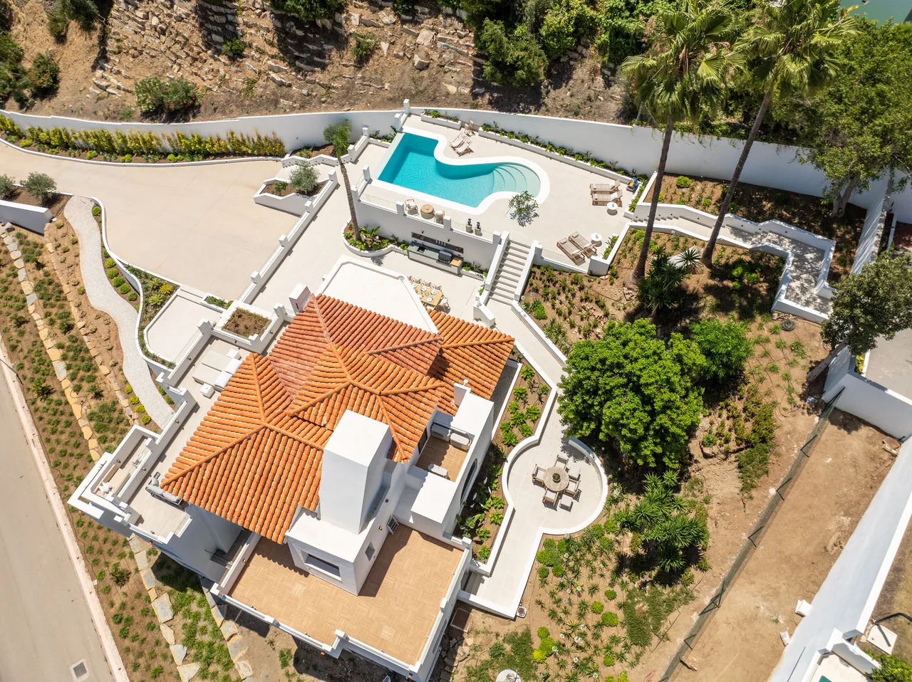 5-bedroom villa in Las Lomas de Nueva with private pool and private garden — image 47