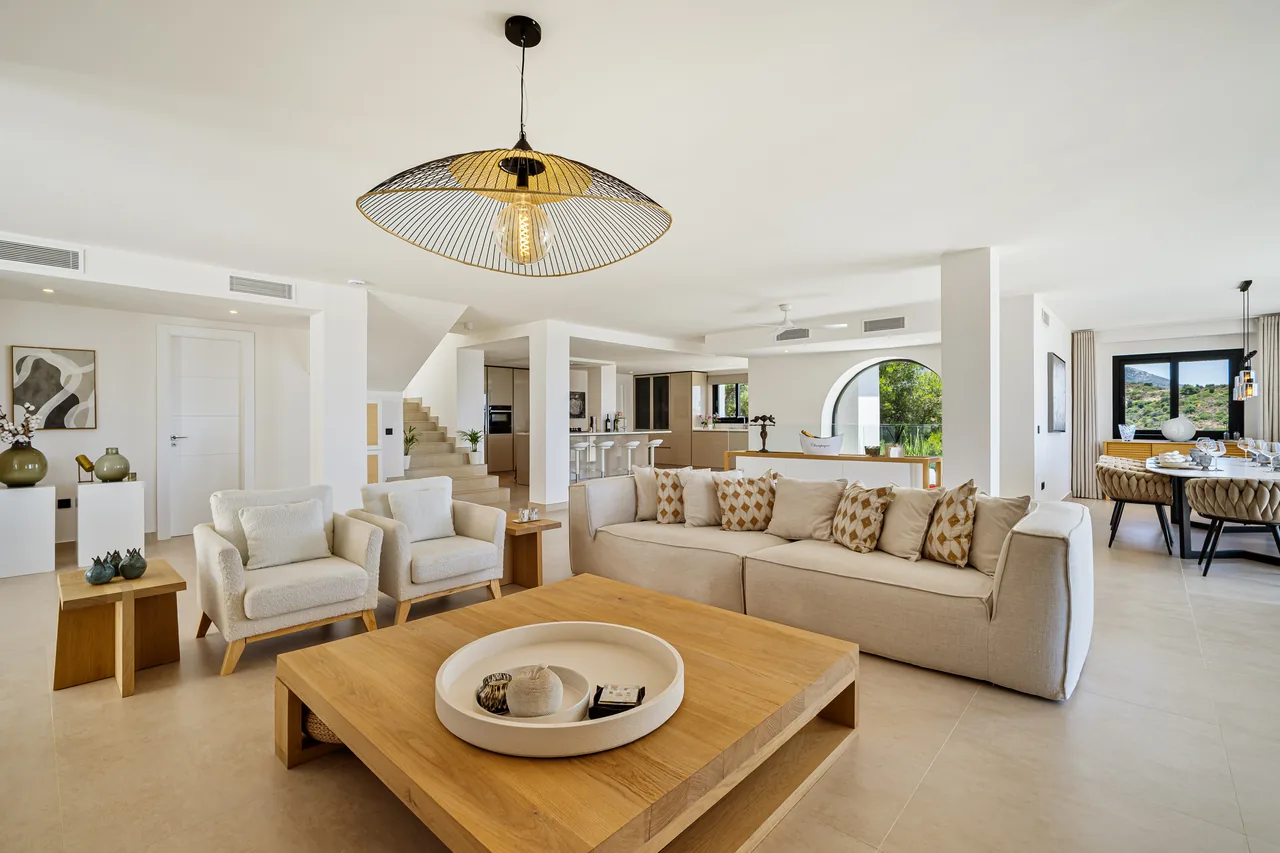 5-bedroom villa in Las Lomas de Nueva with private pool and private garden — image 51