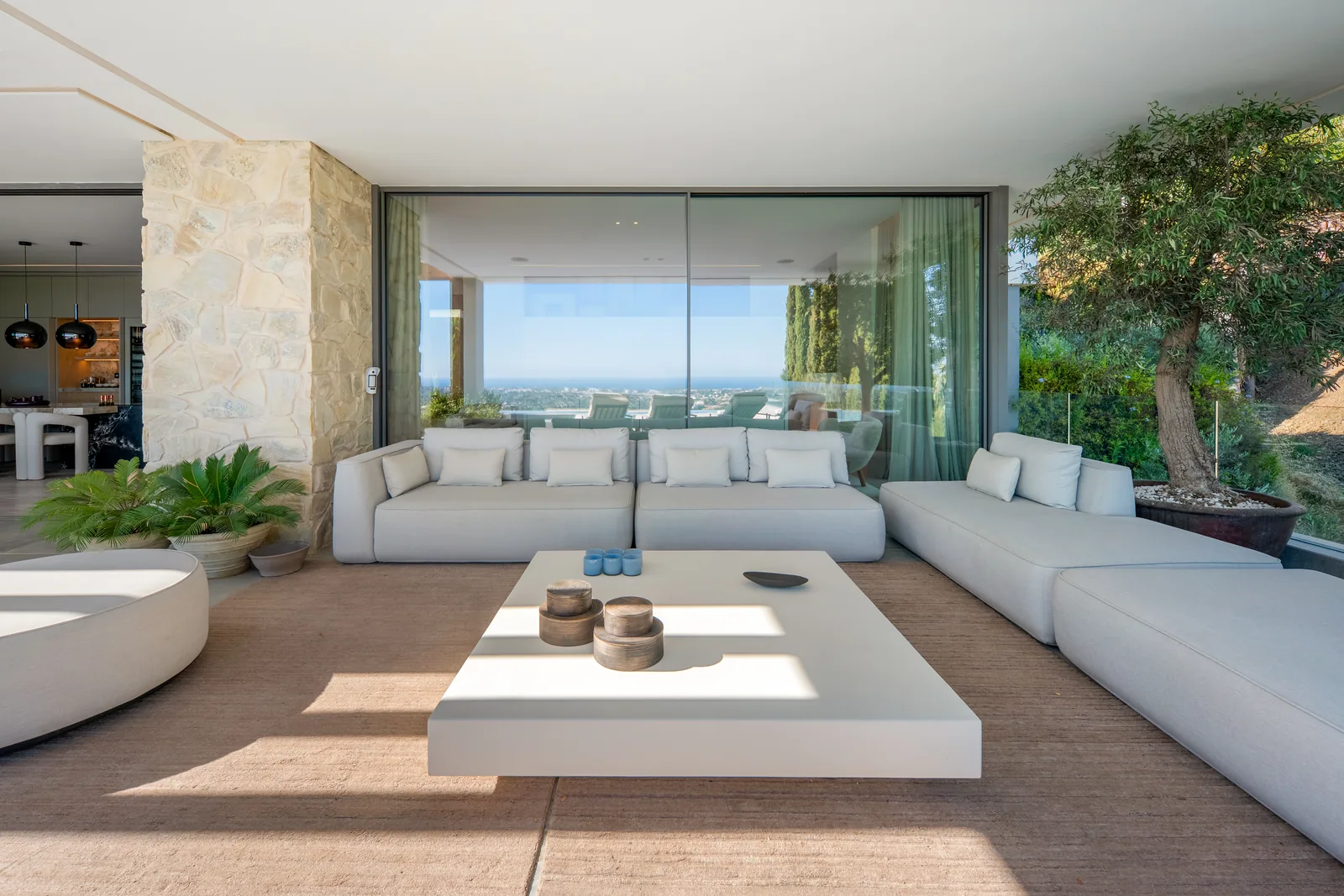 Villa Mare, 6-bedroom villa in The Hills, La Quinta - image 7