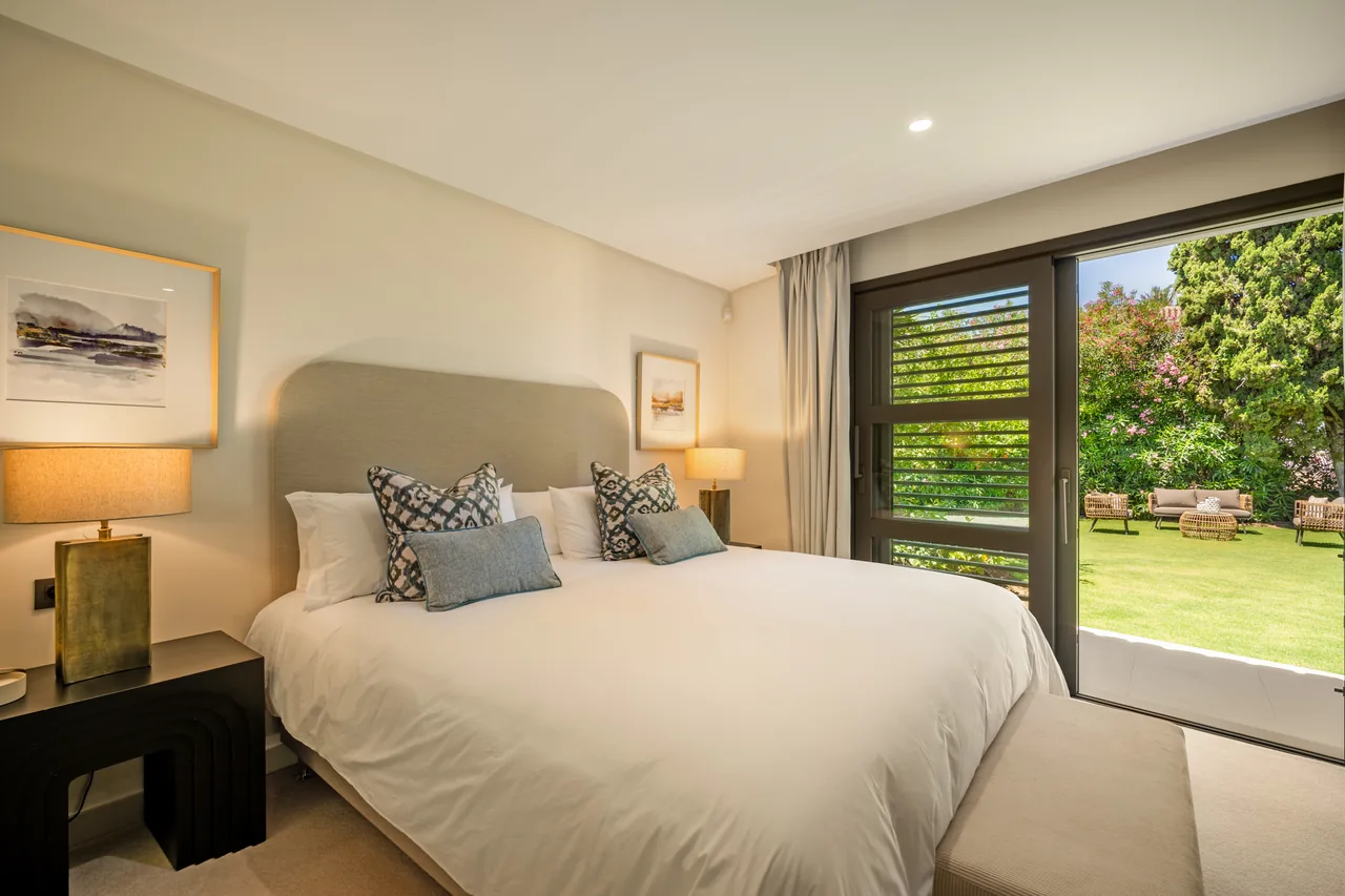 5-bedroom villa in La Cerquilla with private pool and private garden — image 14