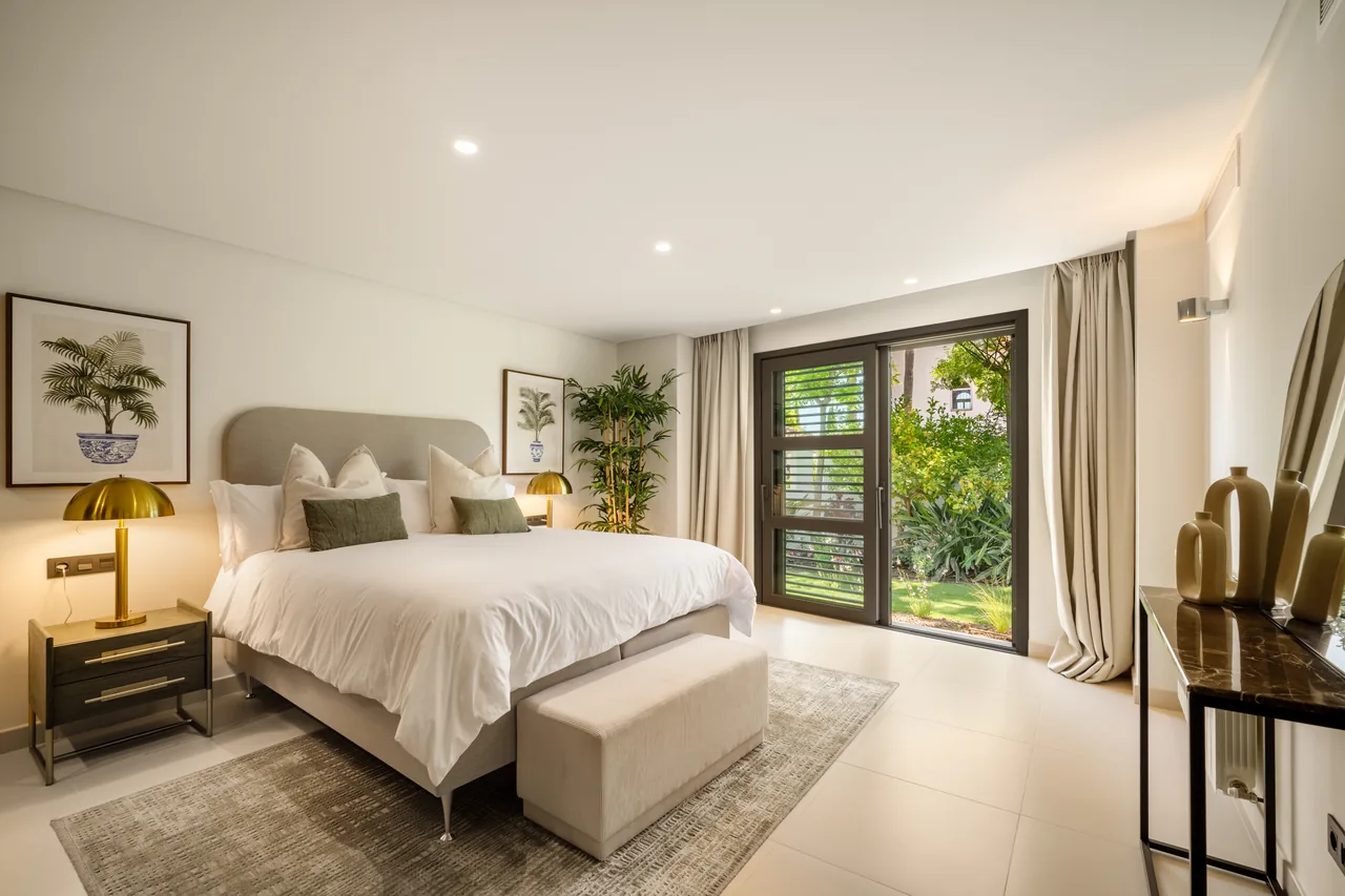 5-bedroom villa in La Cerquilla with private pool and private garden — image 32