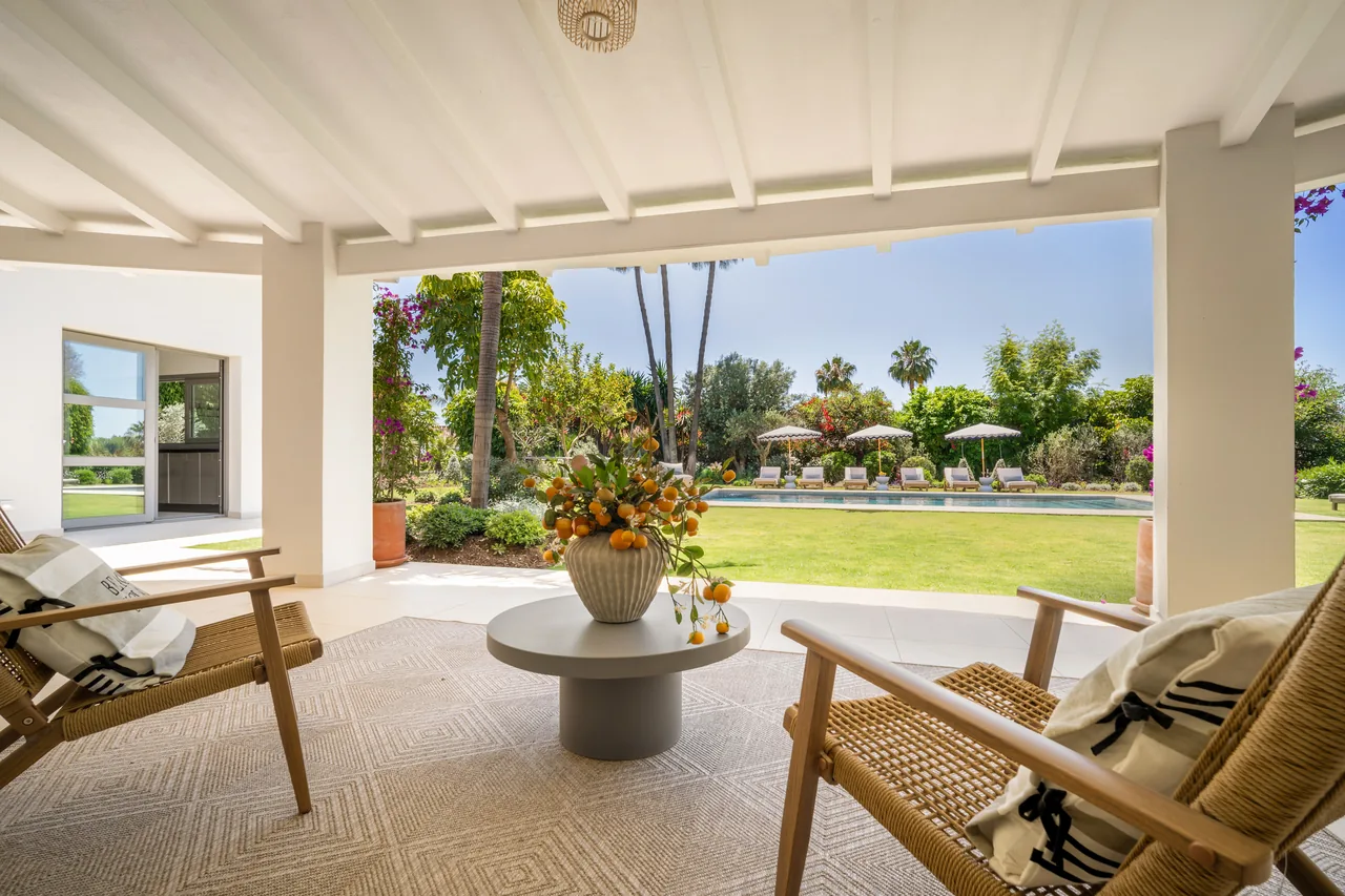 5-bedroom villa in La Cerquilla with private pool and private garden — image 37