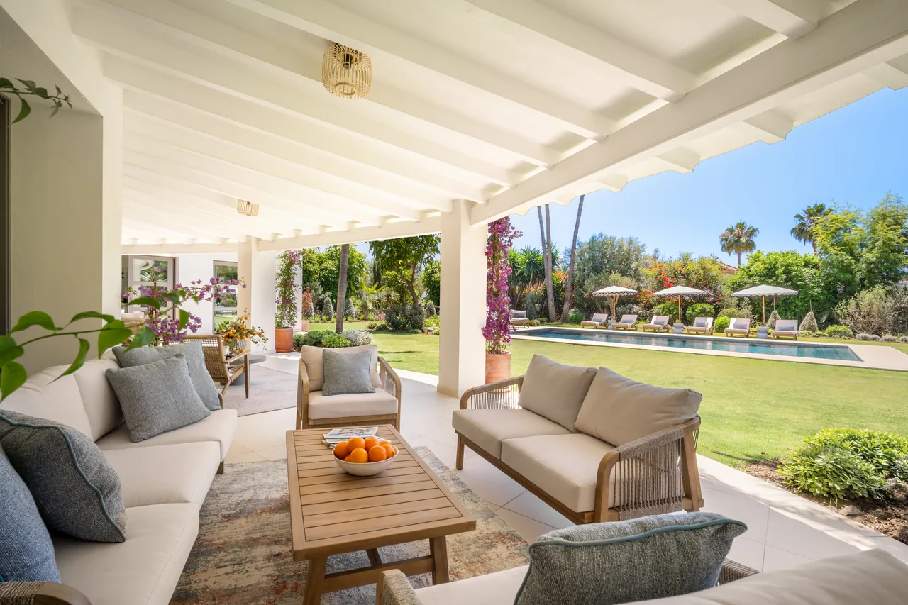 5-bedroom villa in La Cerquilla with private pool and private garden — image 38
