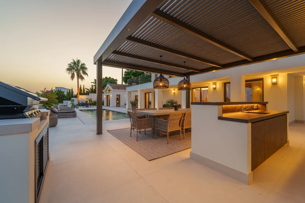 5-bedroom villa in Rocio de Nagüeles with private pool and private garden — image 75