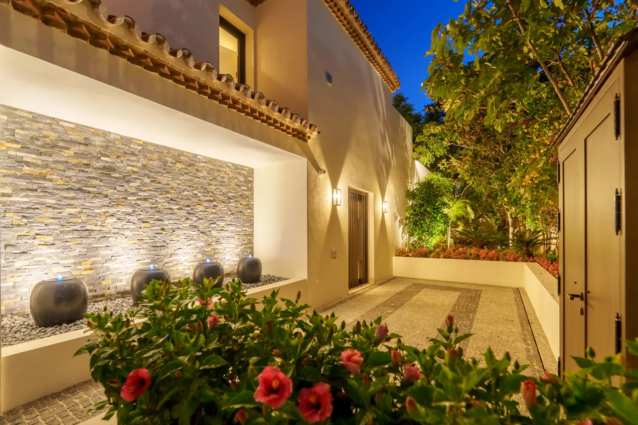 5-bedroom villa in Rocio de Nagüeles with private pool and private garden — image 88