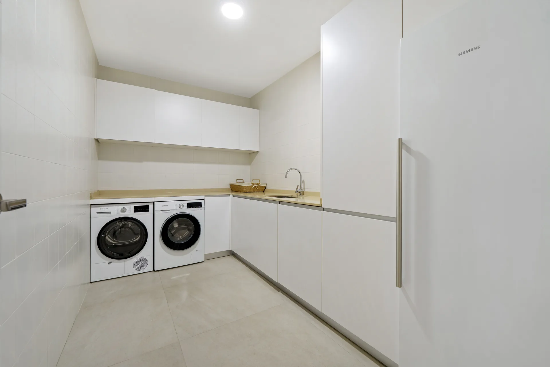 6-bedroom villa in Altos de Puente Romano with private pool and private garden