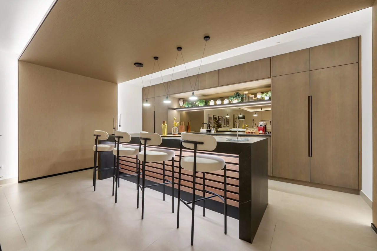 6-bedroom villa in Altos de Puente Romano with private pool and private garden — image 68