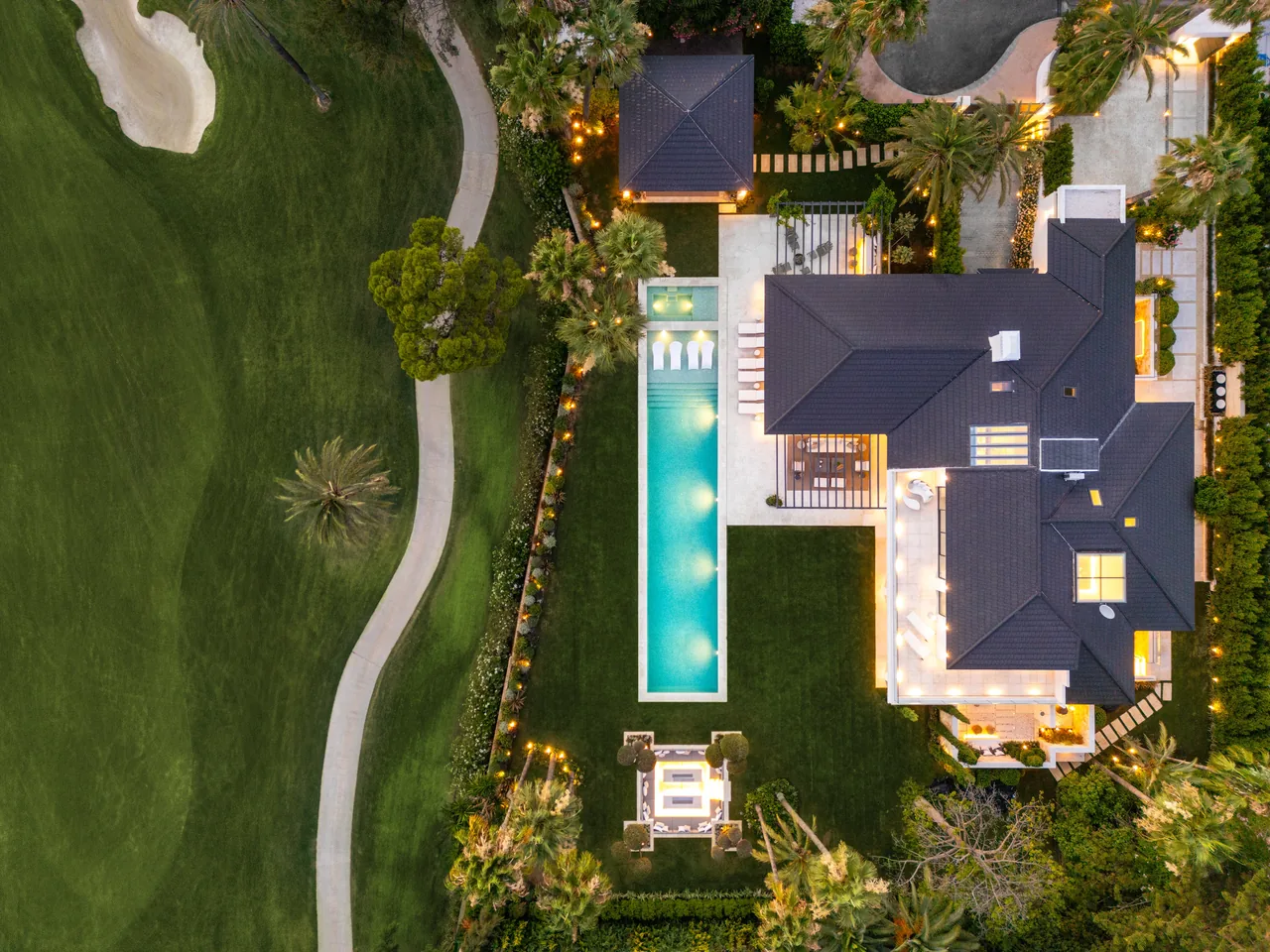 7-bedroom villa in Las Brisas with golf setting and private pool — image 2